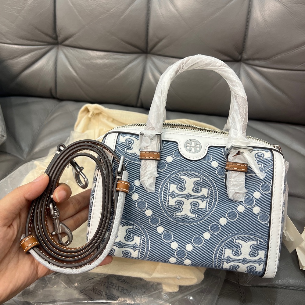 NWT TORY BURCHTORYBURCH T MONOGRAM Denim Jacquard Barrel Bag 148688
